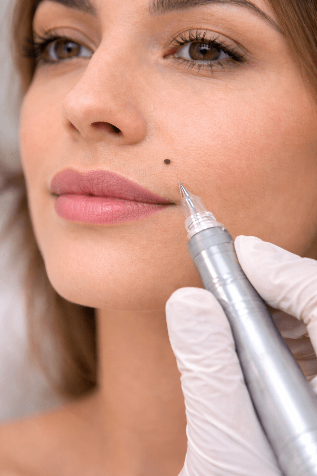 Elegant look with beauty spot creation